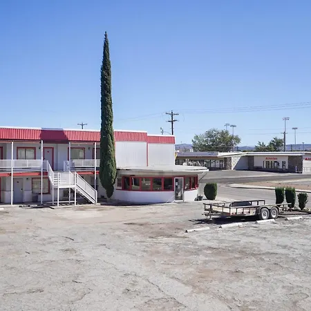 Hotel Oyo Alpine Tx Near Big Bend National Park
